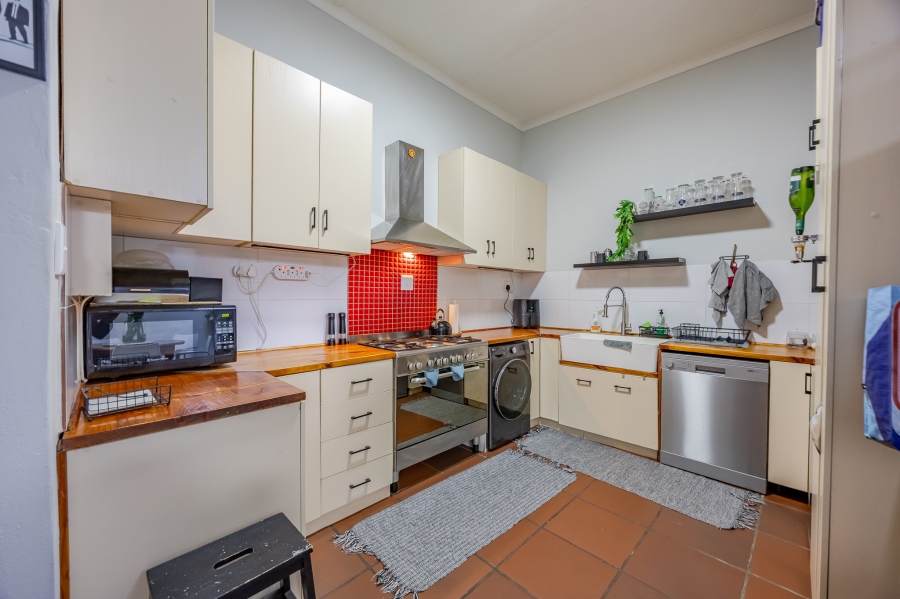 3 Bedroom Property for Sale in Kenilworth Western Cape
